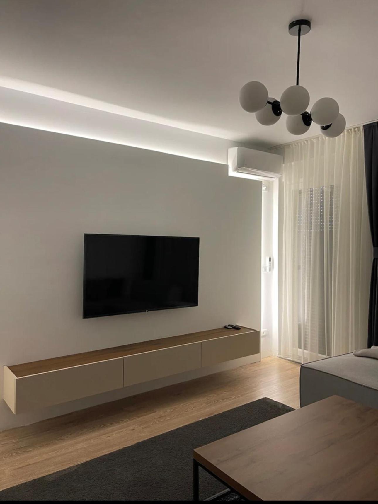 Airstay Prisztina Zewnętrze zdjęcie